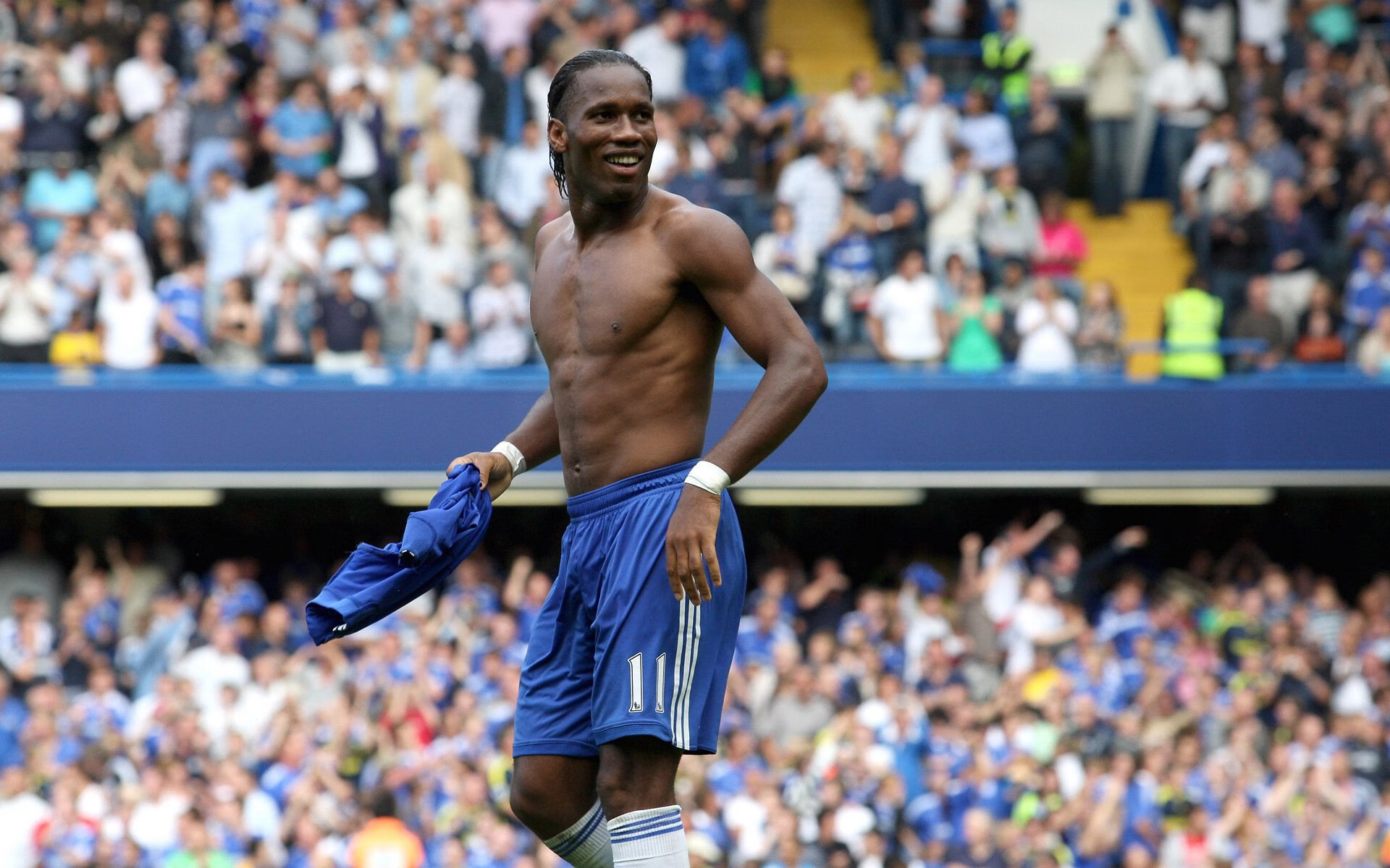 开云体育下载-李刚仁，在F1街道赛的轰鸣中，踢出亚洲足球的寂静革命