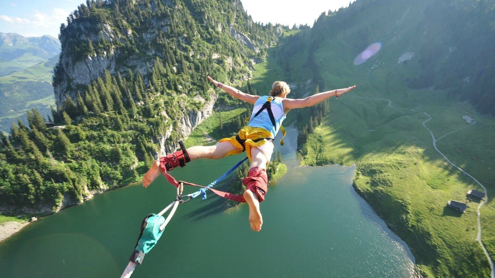 开云体育官方网站-冰岛奇迹再现,费利克斯致命一击,北欧战吼响彻2026世界杯